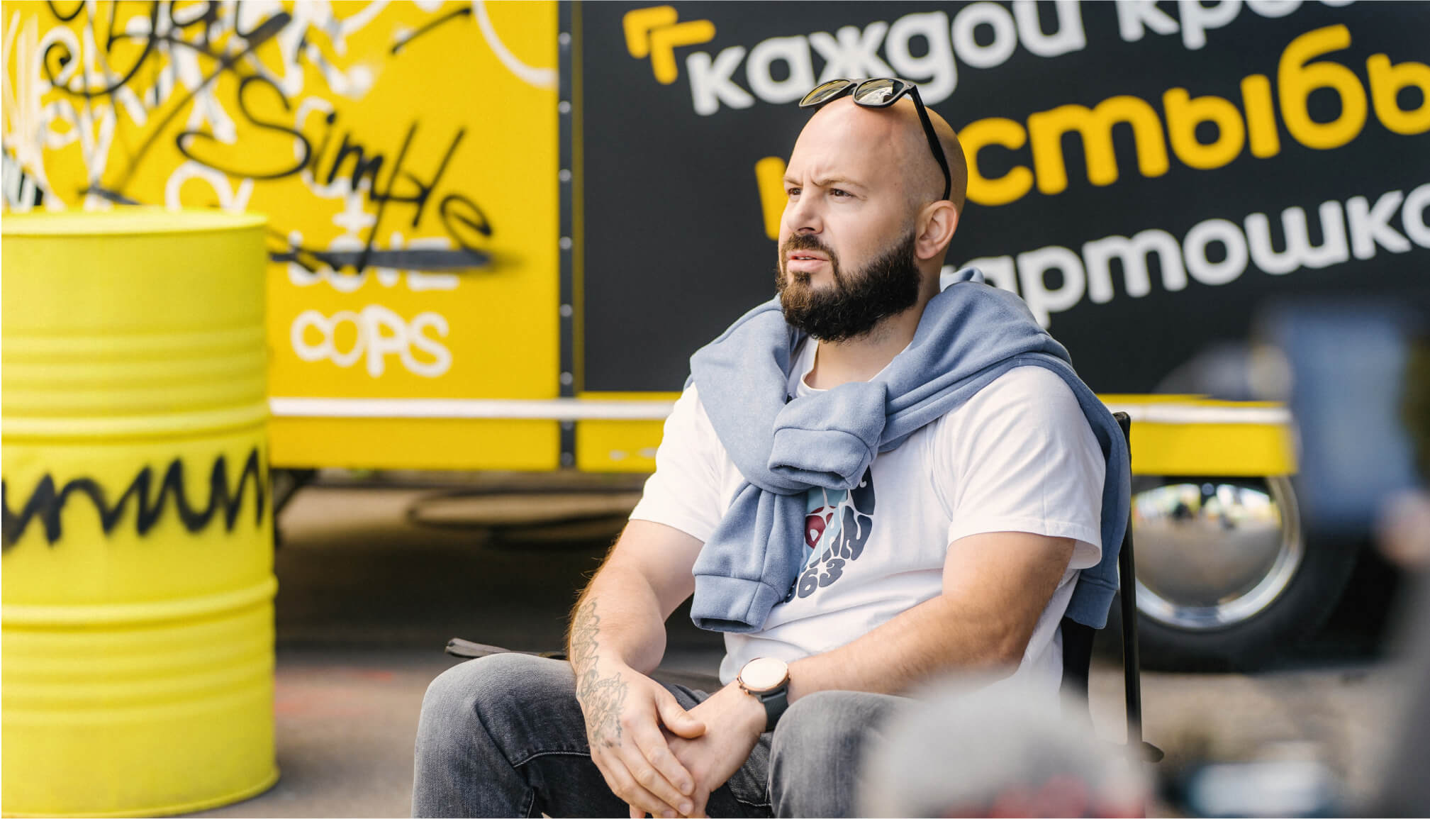 владелец фудтрака Крошка Ли